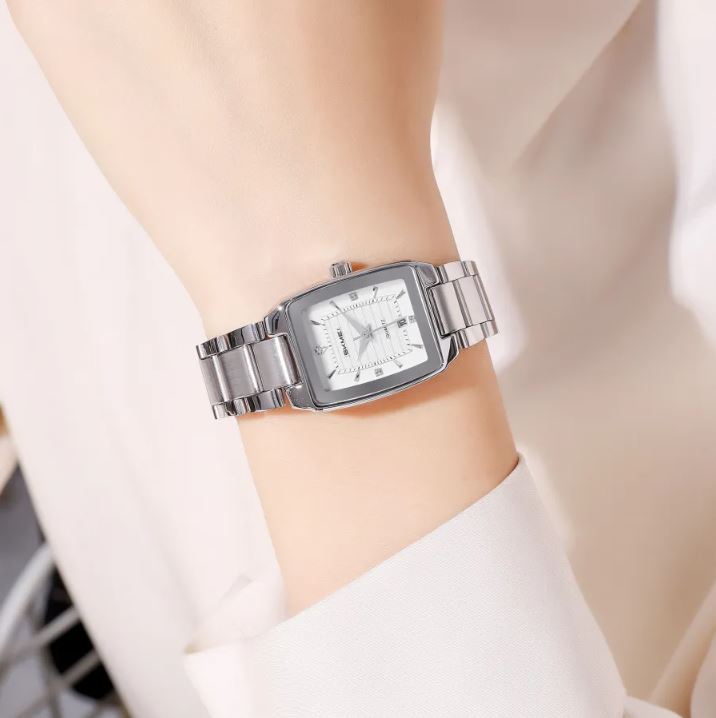 SKMEI 2578 Women’s Quartz Watch Silver White– Elegant Fashion Waterproof Wristwatch