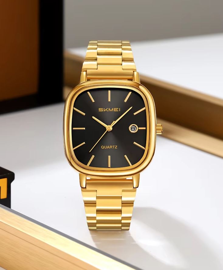 SKMEI 2551 Men’s Quartz Watch Gold Black – Stainless Steel Cartoon Style Water Resistant Wristwatch
