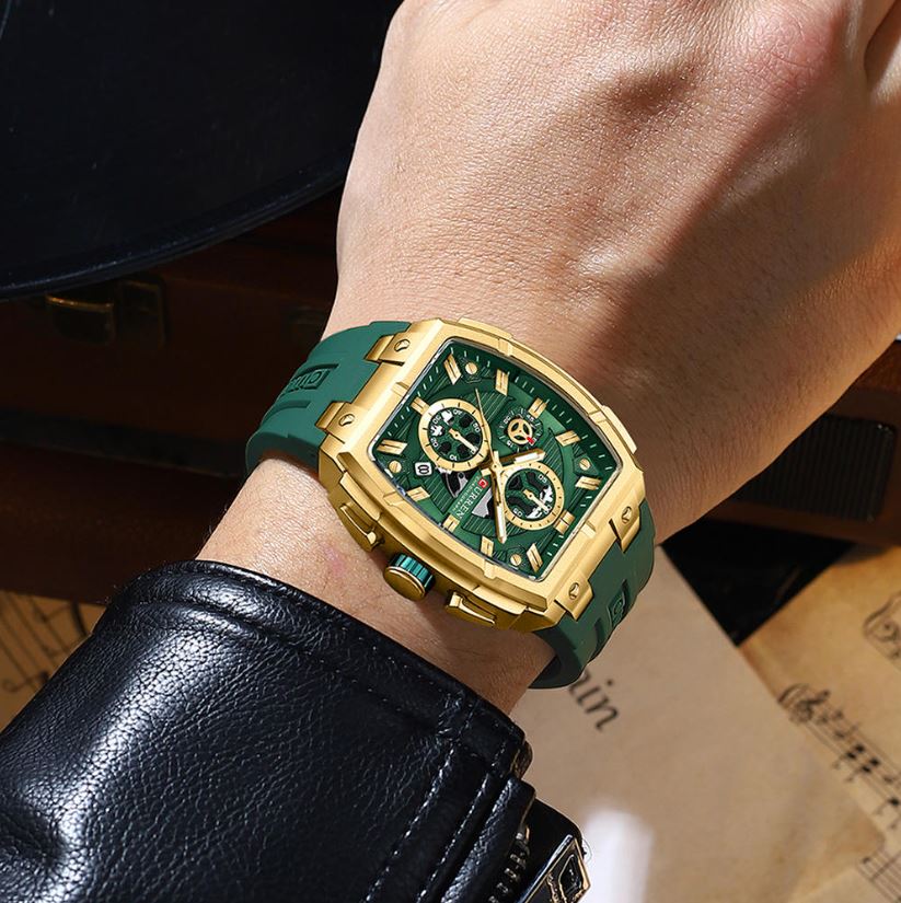 CURREN 8488 Men’s Quartz Watch Gold Green– Silicone Band Waterproof Luminous Calendar Wristwatch
