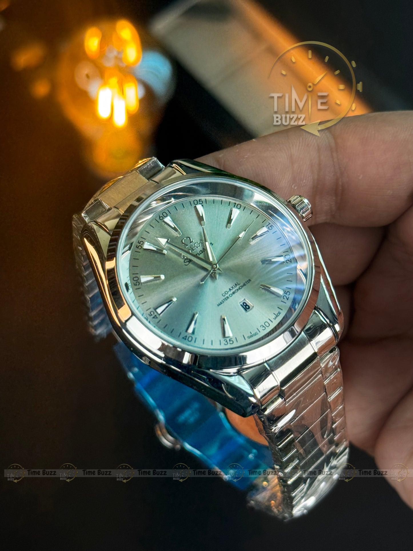 Omega Seamaster Aqua Terra Men’s Watch – Silver Dial & Stainless Steel Chain Strap