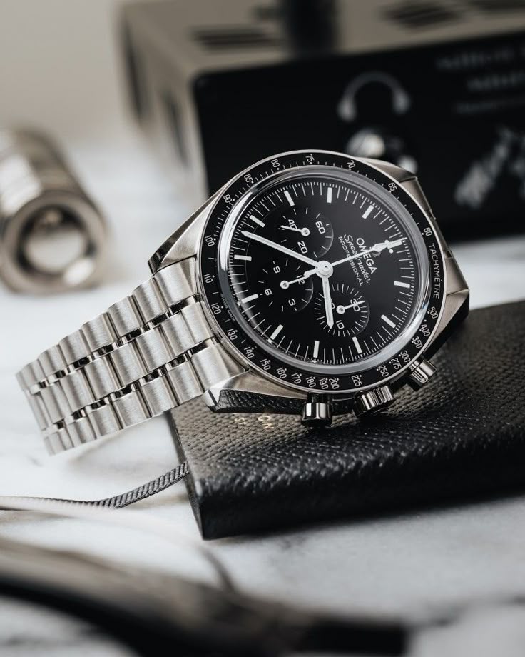 Omega Luxury Chronograph Men's Watch – Black Dial, Black Bezel, Stainless Steel Bracelet