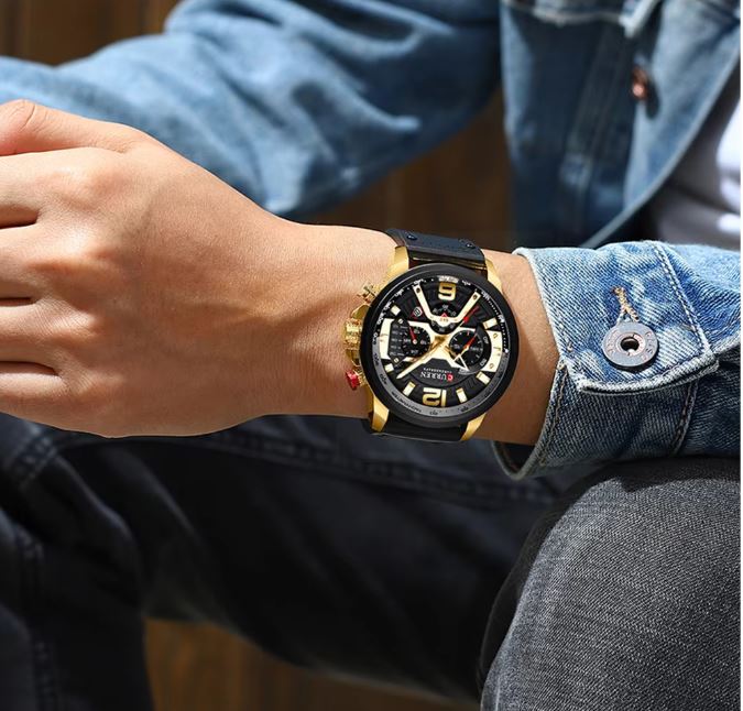 CURREN 8329 men's wristwatch close-up dial with date display