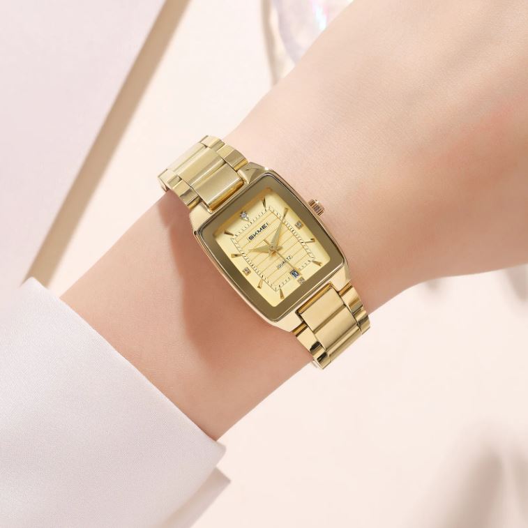 SKMEI 2578 Women’s Quartz Watch Golden– Elegant Fashion Waterproof Wristwatch