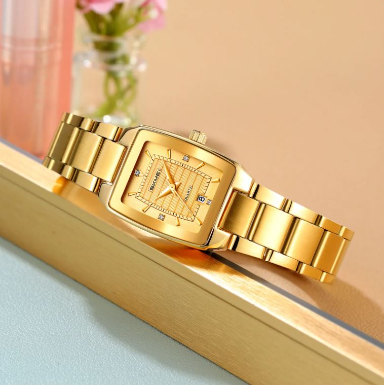 SKMEI 2578 Women’s Quartz Watch Golden– Elegant Fashion Waterproof Wristwatch