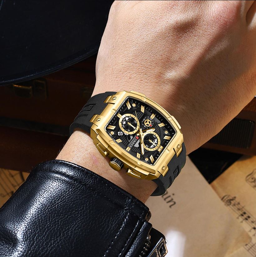 CURREN 8488 Men’s Quartz Watch Gold Black– Silicone Band Waterproof Luminous Calendar Wristwatch