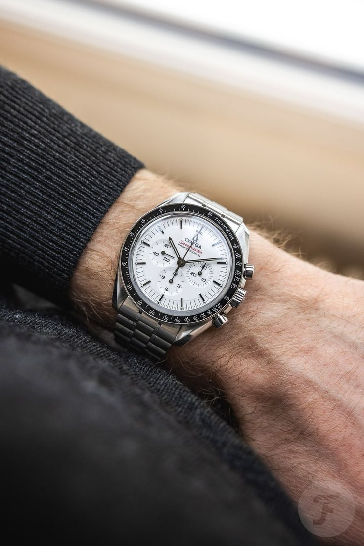 Omega Luxury Chronograph Men's Watch – White Dial, Black Bezel, Stainless Steel Bracelet