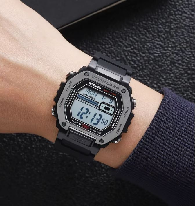 SKMEI 2522 Men’s Sport Digital Watch Black– Chrono Military Date Electronic Wristwatch