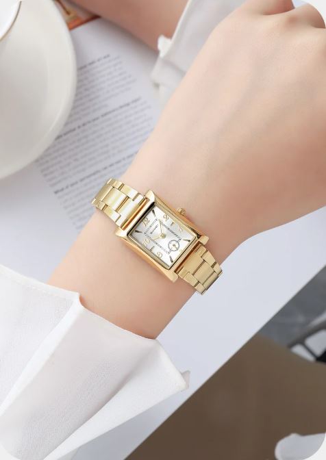 SKMEI 2570 Women’s Vintage Square Dial Quartz Watch Gold White – Elegant Fashion Wristwatch