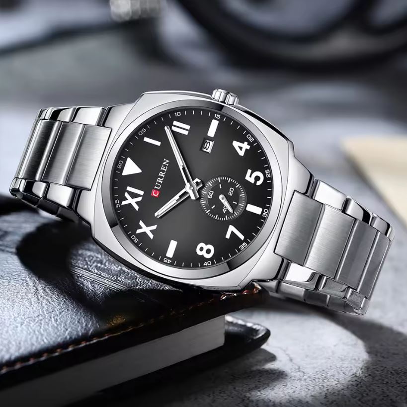 CURREN 8472 Men’s Black Dial Watch – Silver Stainless Steel Bracelet
